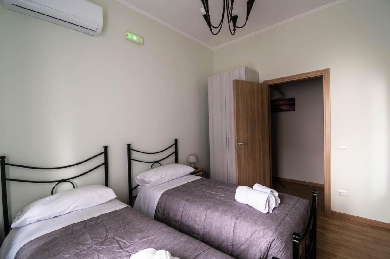 Casa Ilaria Apartment Ladispoli Bagian luar foto