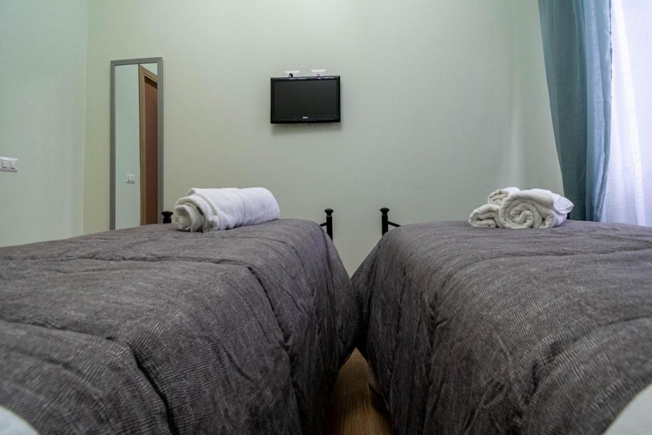 Casa Ilaria Apartment Ladispoli Bagian luar foto