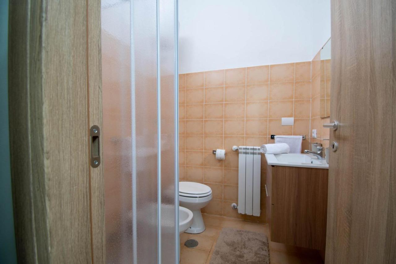 Casa Ilaria Apartment Ladispoli Bagian luar foto