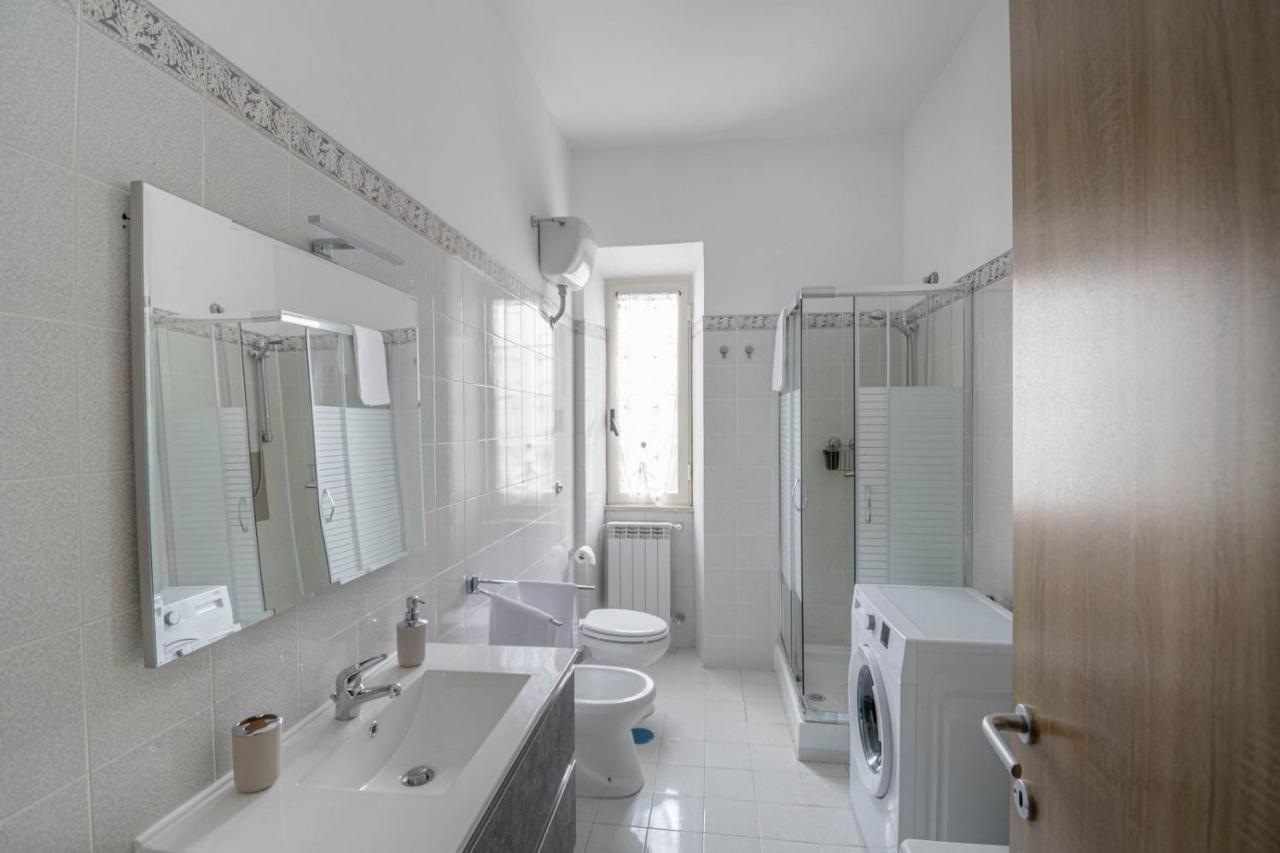 Casa Ilaria Apartment Ladispoli Bagian luar foto