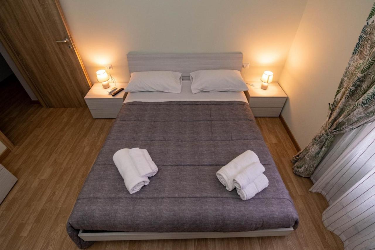 Casa Ilaria Apartment Ladispoli Bagian luar foto